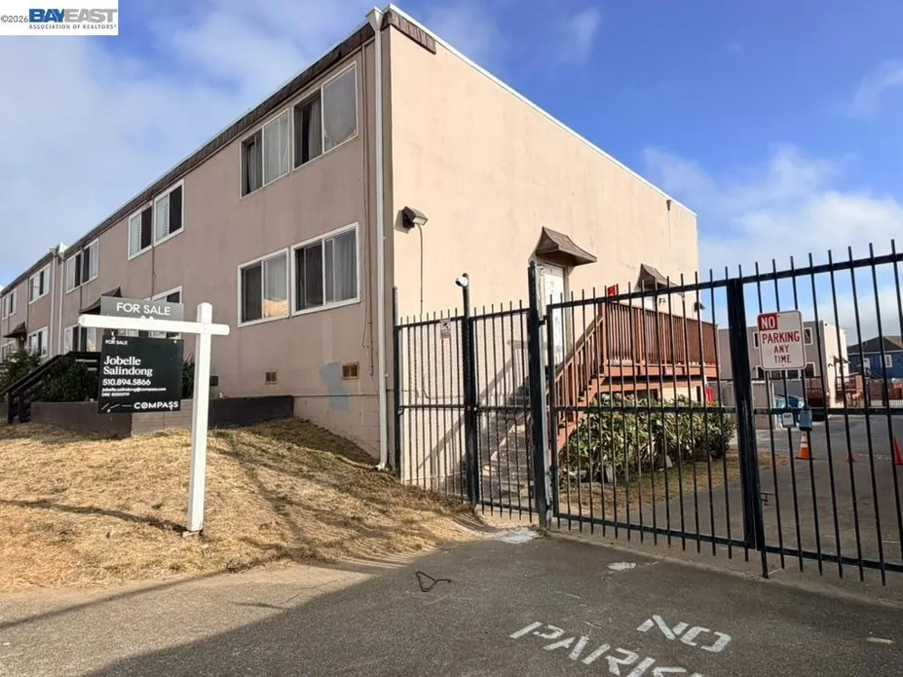 576 Sylvan St #20 Daly City, CA 94014