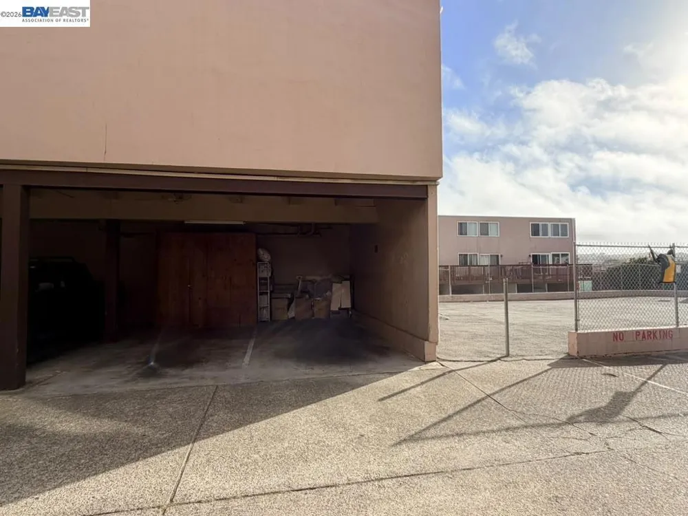 576 Sylvan St #20 Daly City, CA 94014