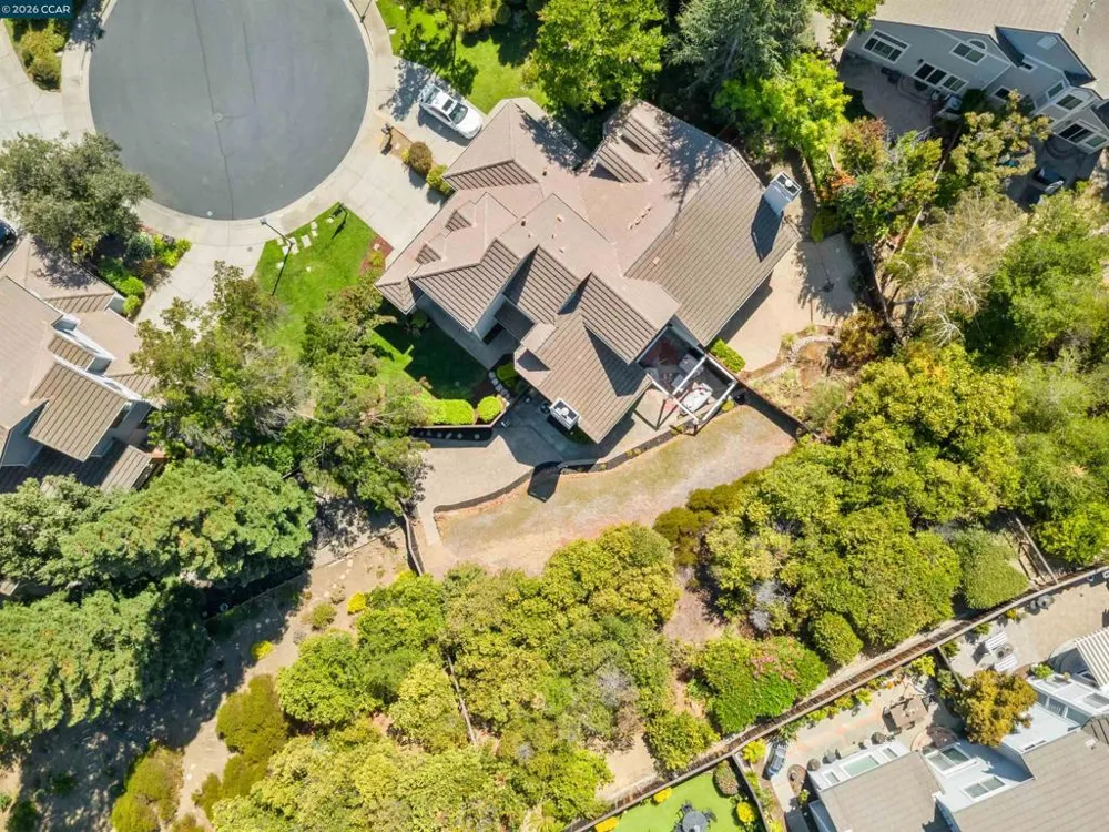 511 Suisun Ct Clayton, CA 94517