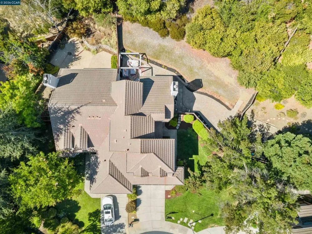 511 Suisun Ct Clayton, CA 94517