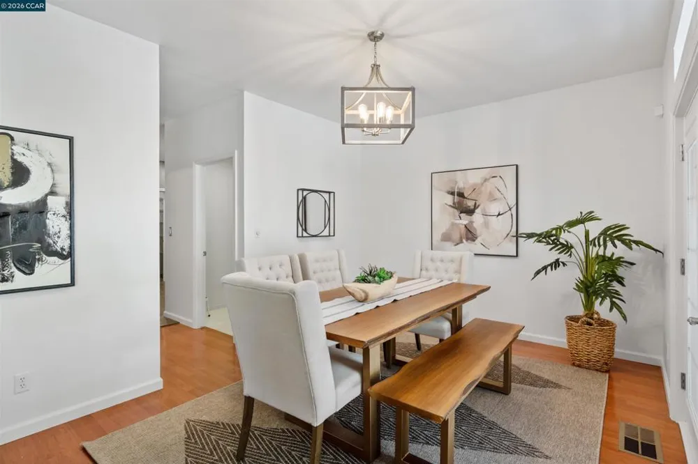 511 Suisun Ct Clayton, CA 94517