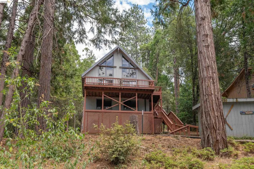 22321 Ponderosa Dr. Twain Harte, CA 95383
