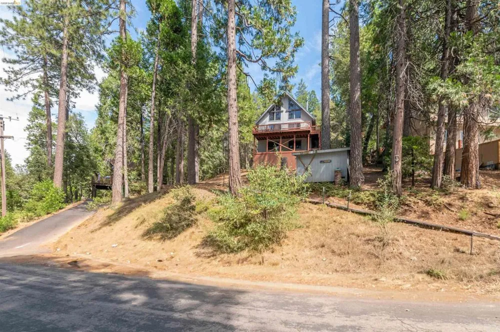 22321 Ponderosa Dr. Twain Harte, CA 95383