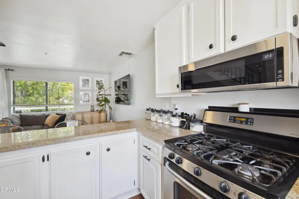 877 S B STREET Oxnard, CA 93030