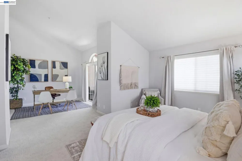 1569 Oxford St Redwood City, CA 94061