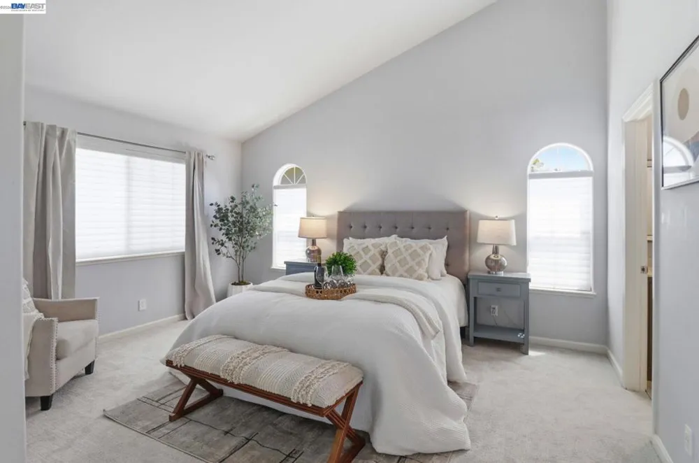 1569 Oxford St Redwood City, CA 94061