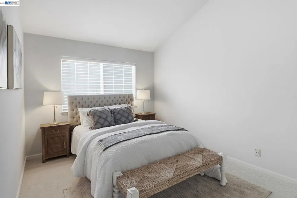 1569 Oxford St Redwood City, CA 94061