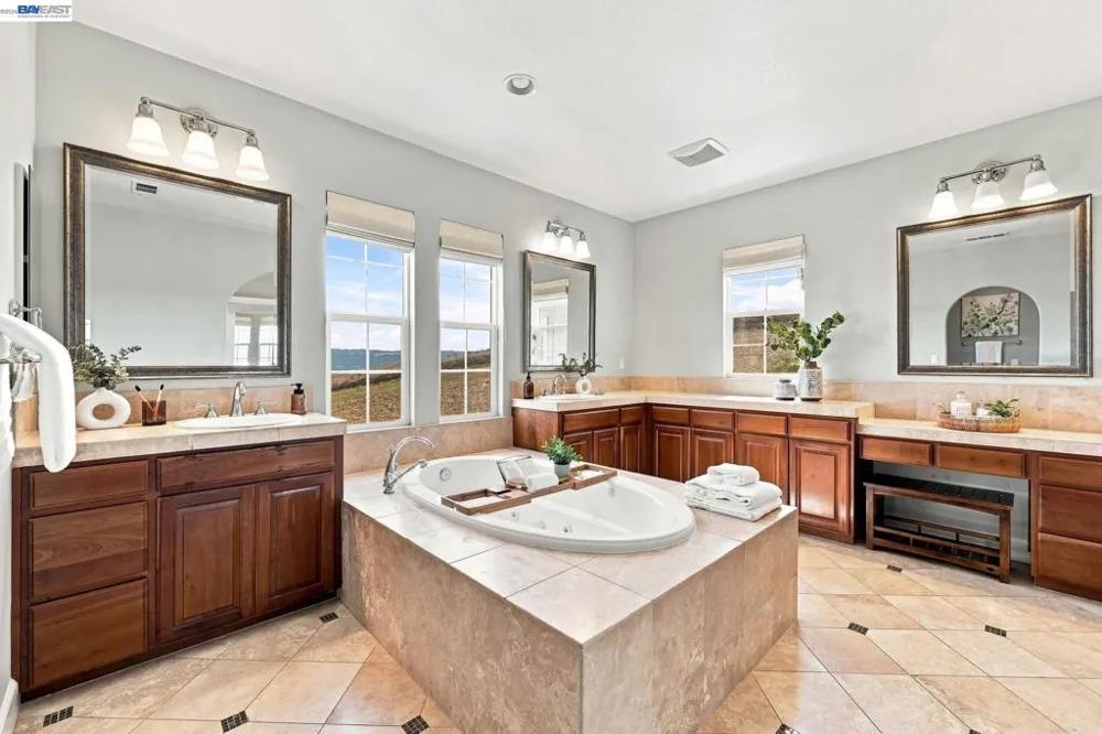 5078 Holborn Way San Ramon, CA 94582