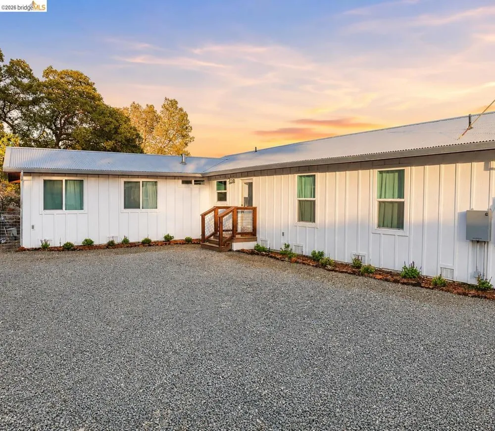 5945 Clements Pl Valley Springs, CA 95252