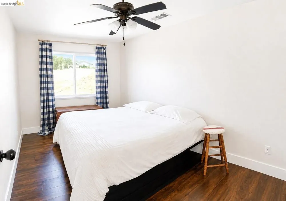 5945 Clements Pl Valley Springs, CA 95252
