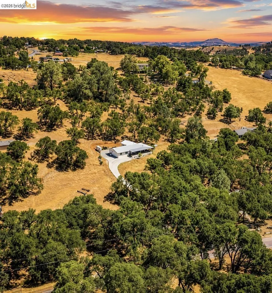 5945 Clements Pl Valley Springs, CA 95252