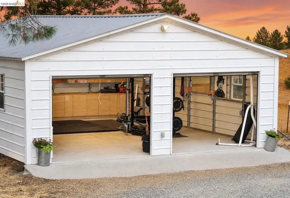 5945 Clements Pl Valley Springs, CA 95252