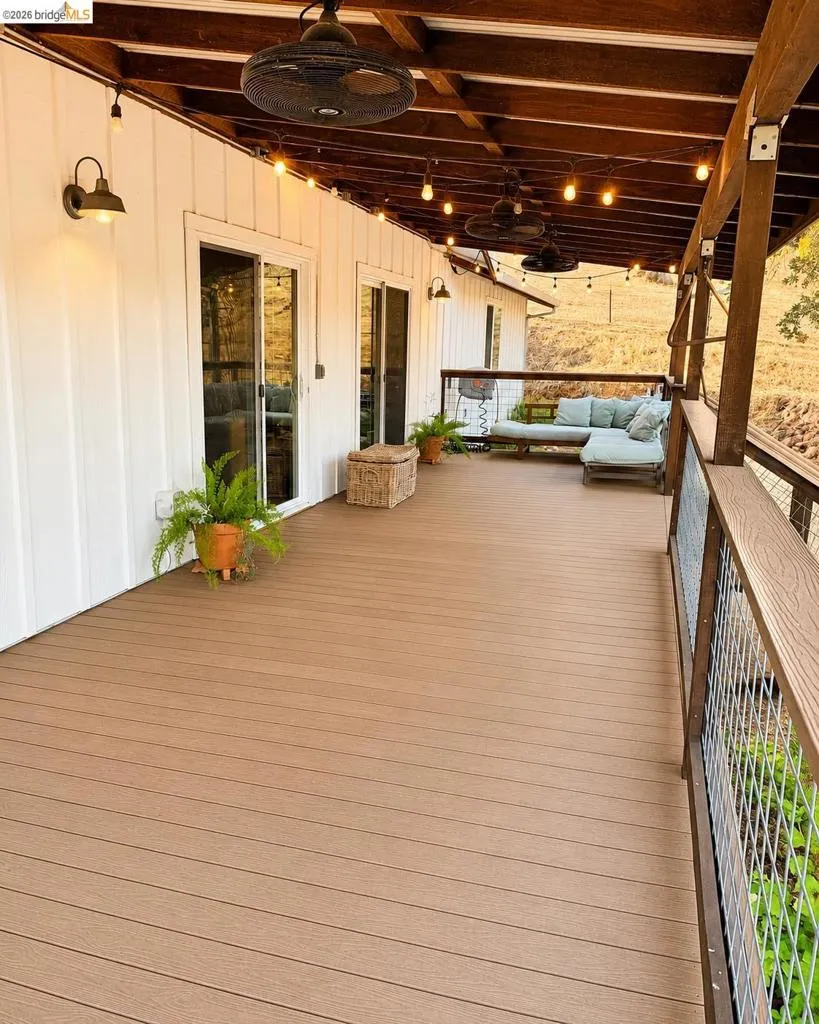 5945 Clements Pl Valley Springs, CA 95252