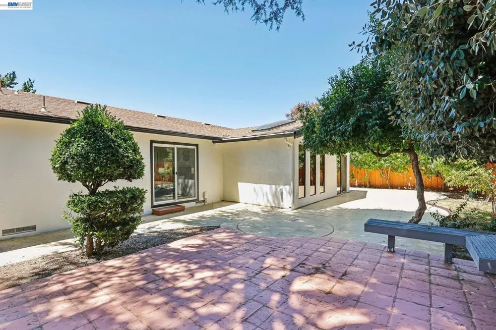 1621 Harvest Rd Pleasanton, CA 94566