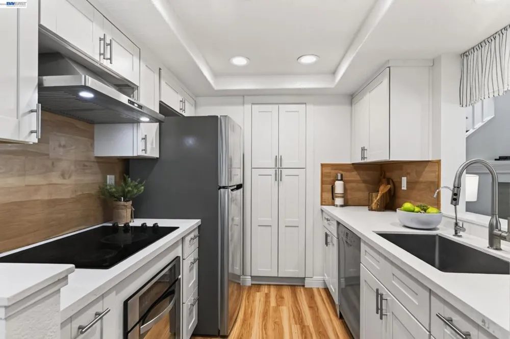7422 Oxford Cir Dublin, CA 94568