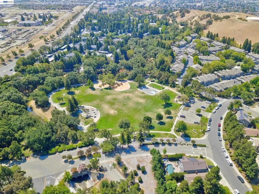 7422 Oxford Cir Dublin, CA 94568