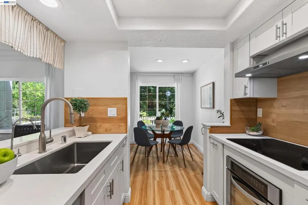 7422 Oxford Cir Dublin, CA 94568