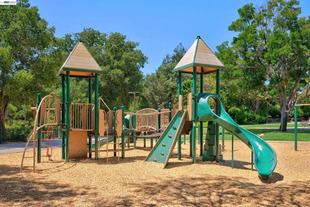 7422 Oxford Cir Dublin, CA 94568
