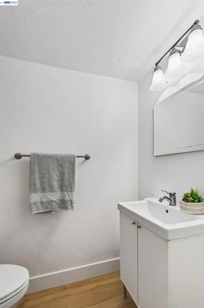 7422 Oxford Cir Dublin, CA 94568