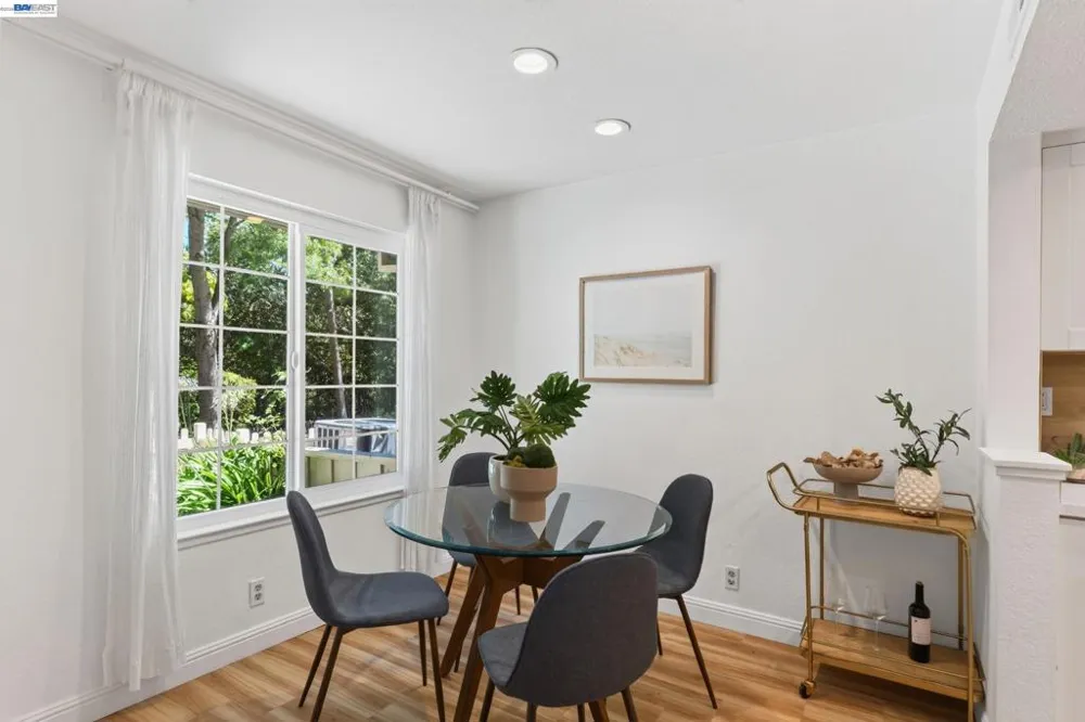 7422 Oxford Cir Dublin, CA 94568