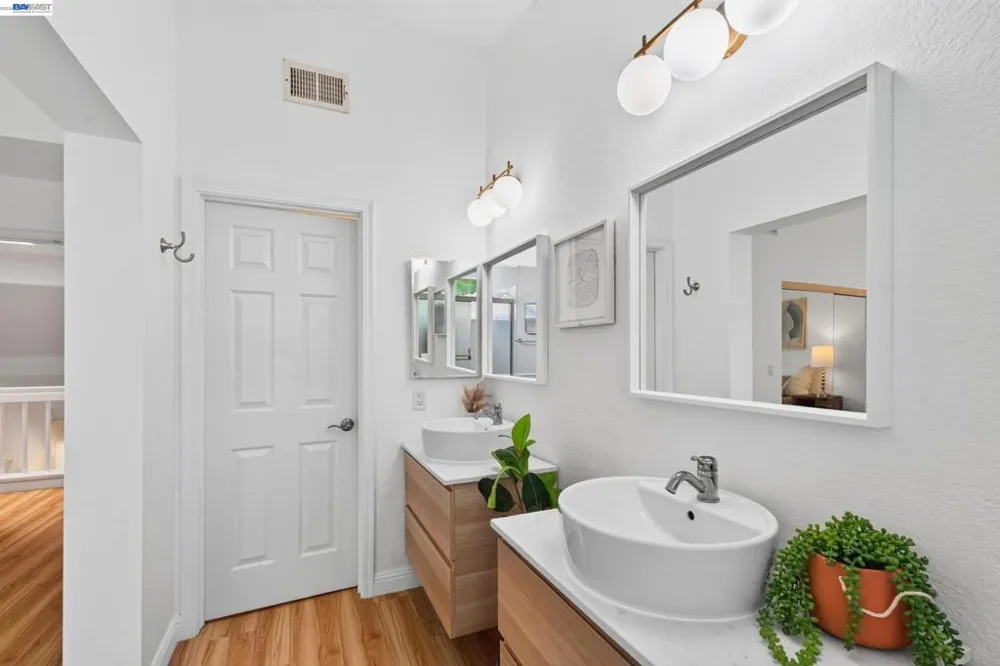 7422 Oxford Cir Dublin, CA 94568