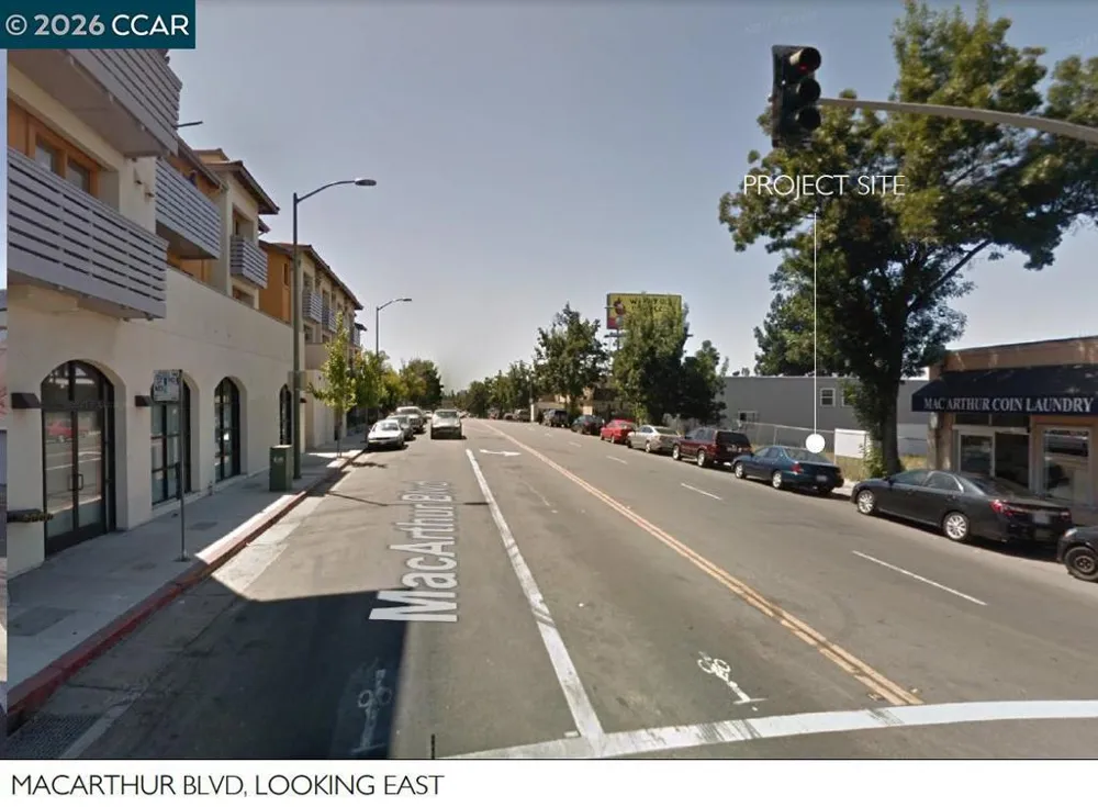 9809 Macarthur Blvd Oakland, CA 94605