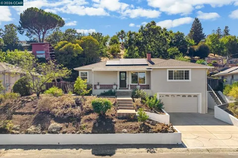 1277 Juanita Dr