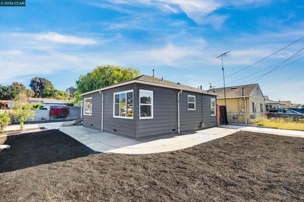 2498 Fordham St San Pablo, CA 94806