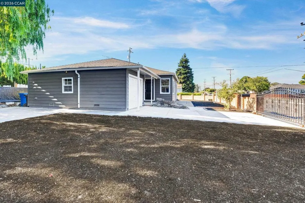 2498 Fordham St San Pablo, CA 94806