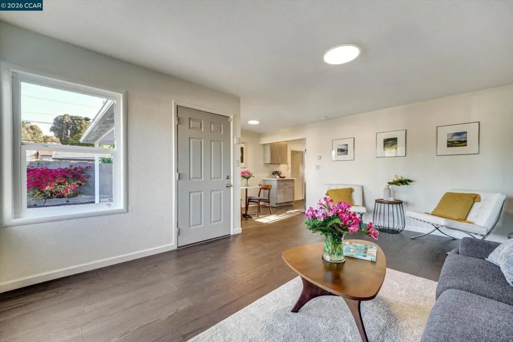 2498 Fordham St San Pablo, CA 94806