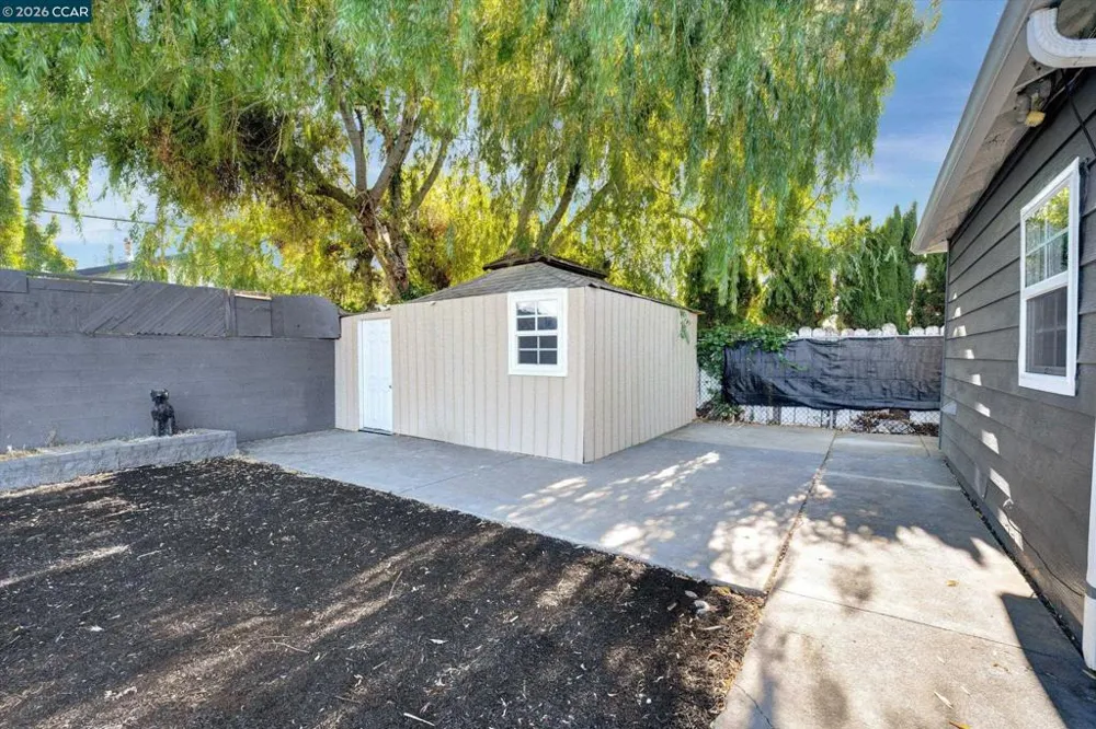2498 Fordham St San Pablo, CA 94806