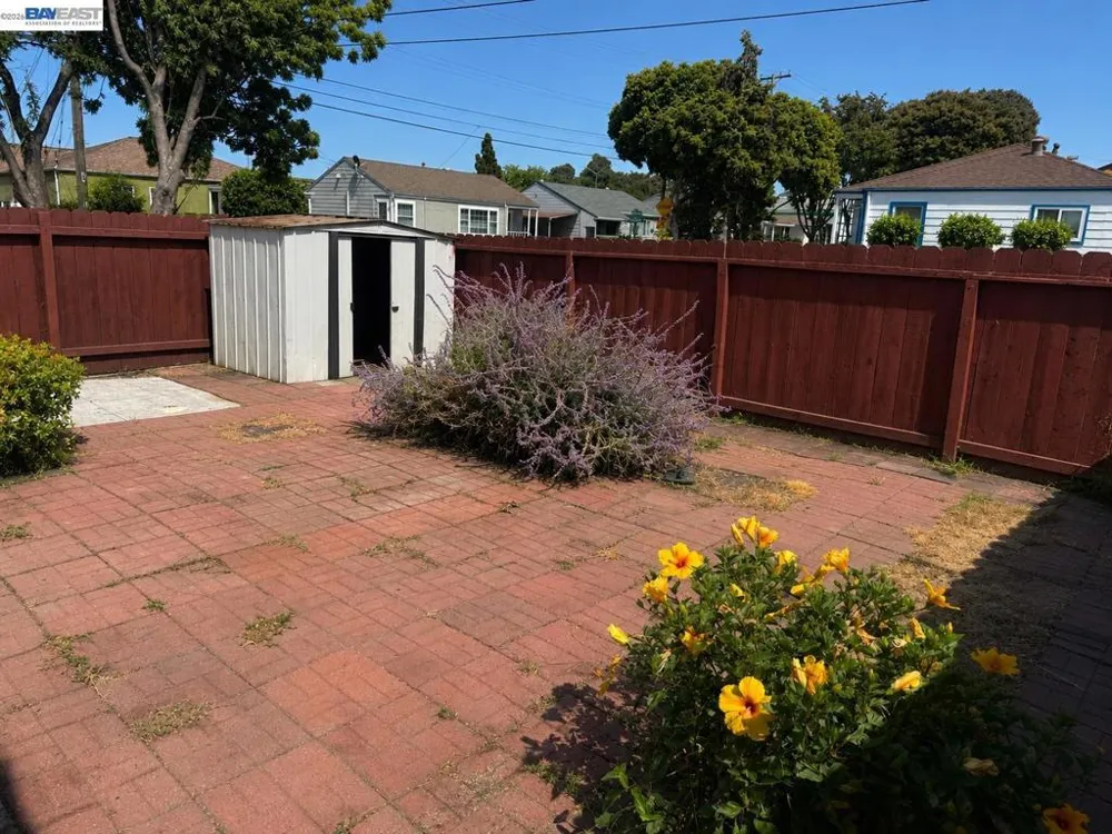 1565 Timothy Dr San Leandro, CA 94577