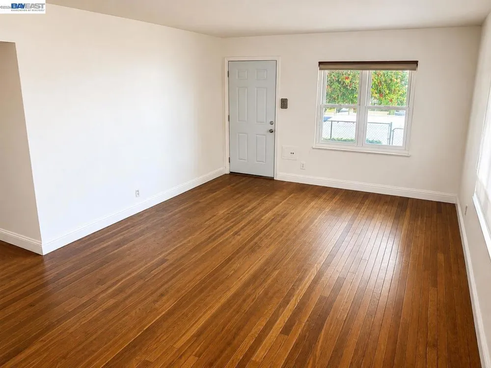 1565 Timothy Dr San Leandro, CA 94577