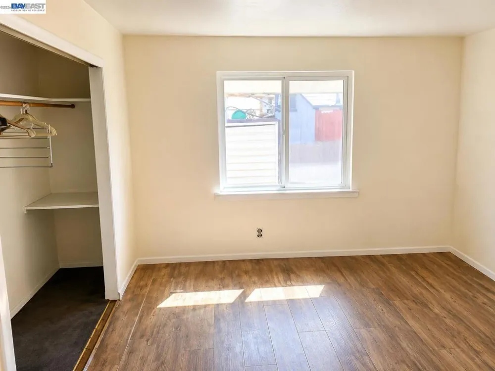 1565 Timothy Dr San Leandro, CA 94577