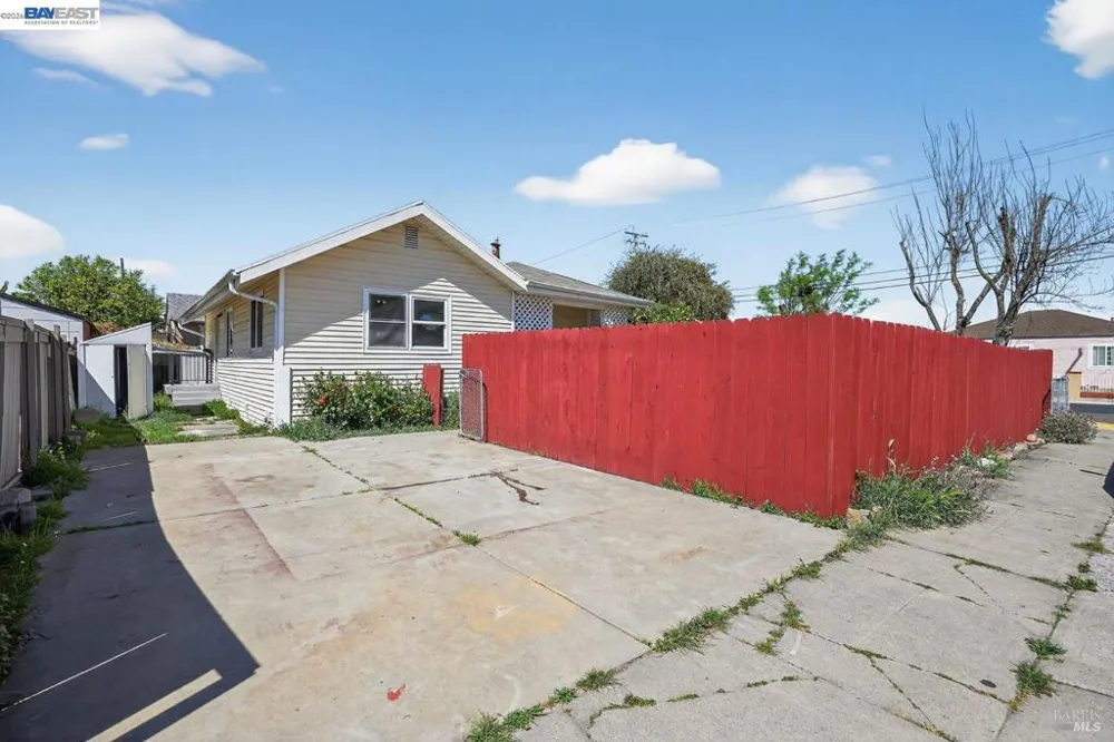 1565 Timothy Dr San Leandro, CA 94577