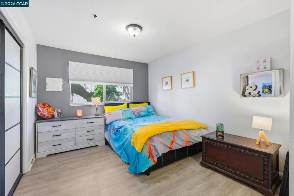 324 Catalpa St #120 San Mateo, CA 94401
