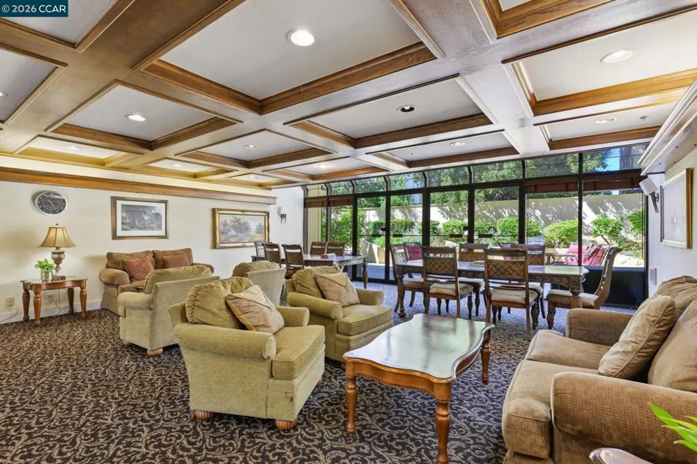 324 Catalpa St #120 San Mateo, CA 94401