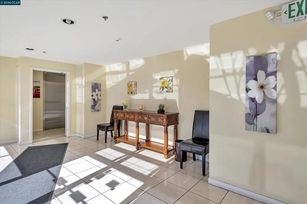 324 Catalpa St #120 San Mateo, CA 94401