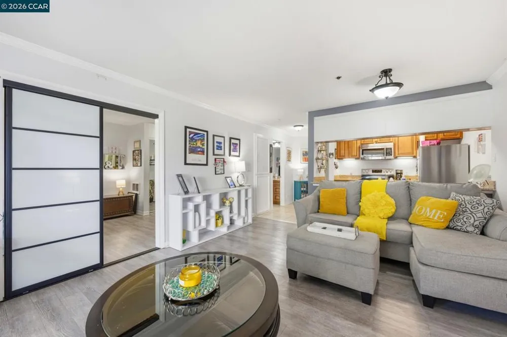 324 Catalpa St #120 San Mateo, CA 94401