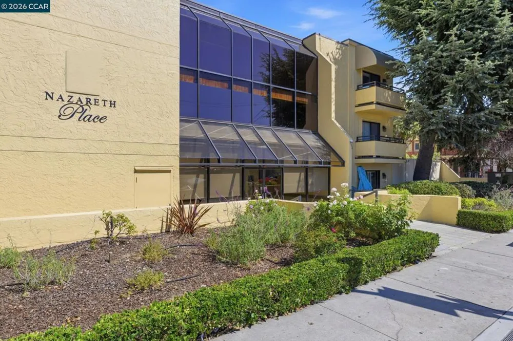 324 Catalpa St #120 San Mateo, CA 94401