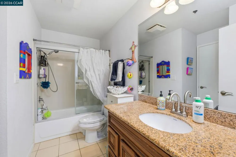 324 Catalpa St #120 San Mateo, CA 94401