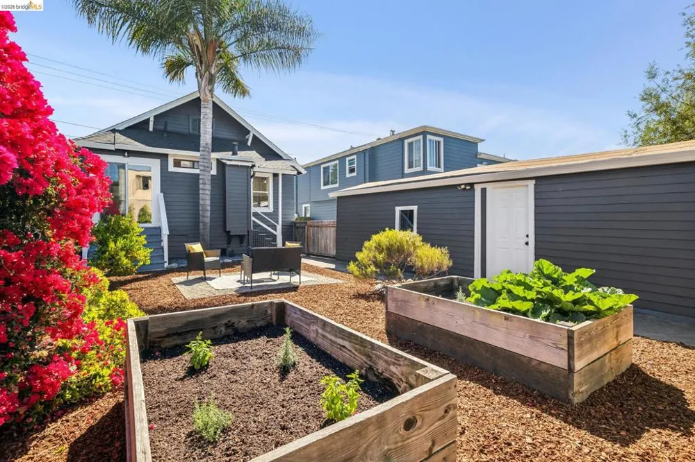 551 Richmond St El Cerrito, CA 94530