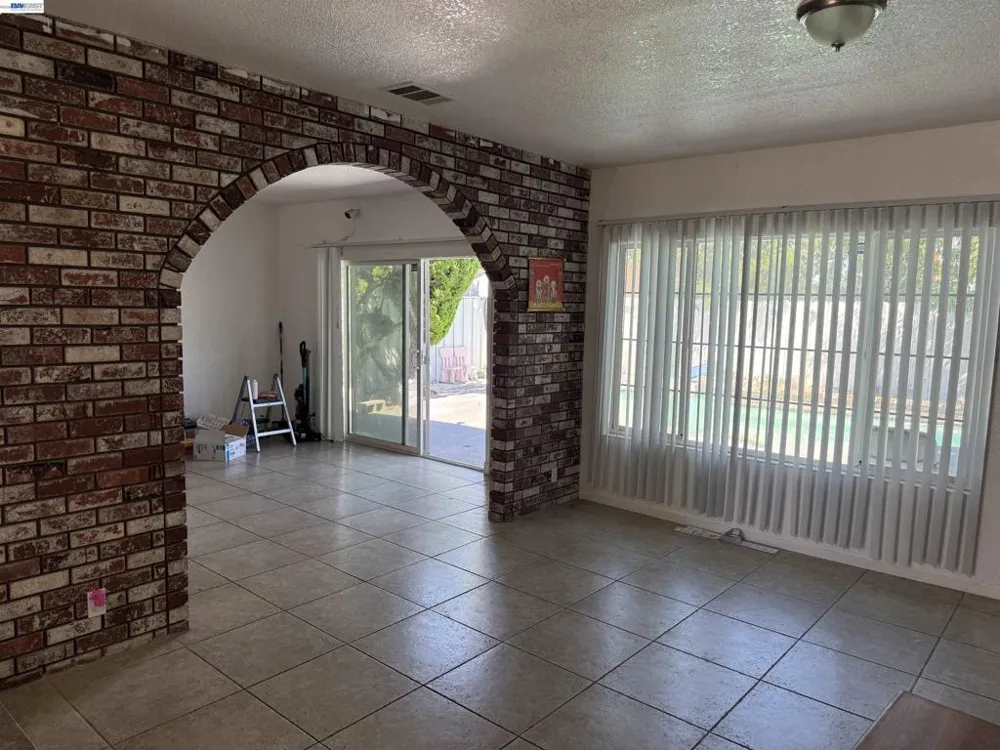 2784 Entrada Cir Antioch, CA 94509