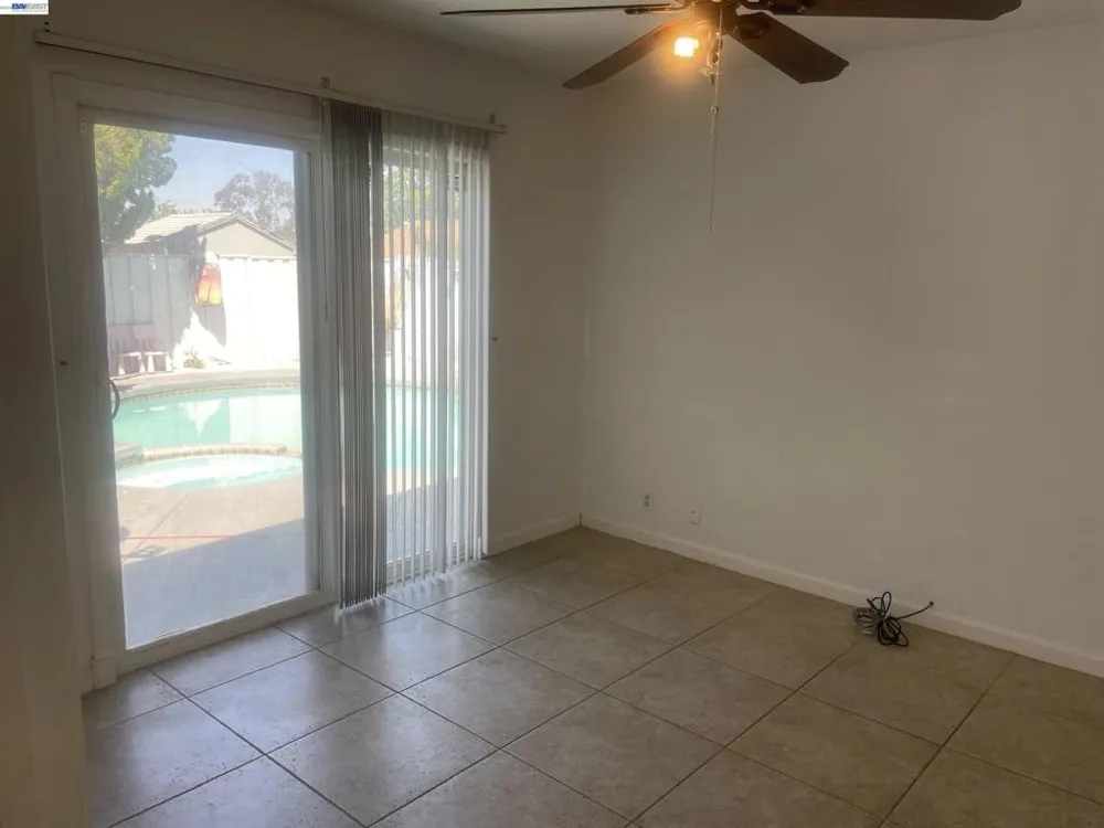 2784 Entrada Cir Antioch, CA 94509