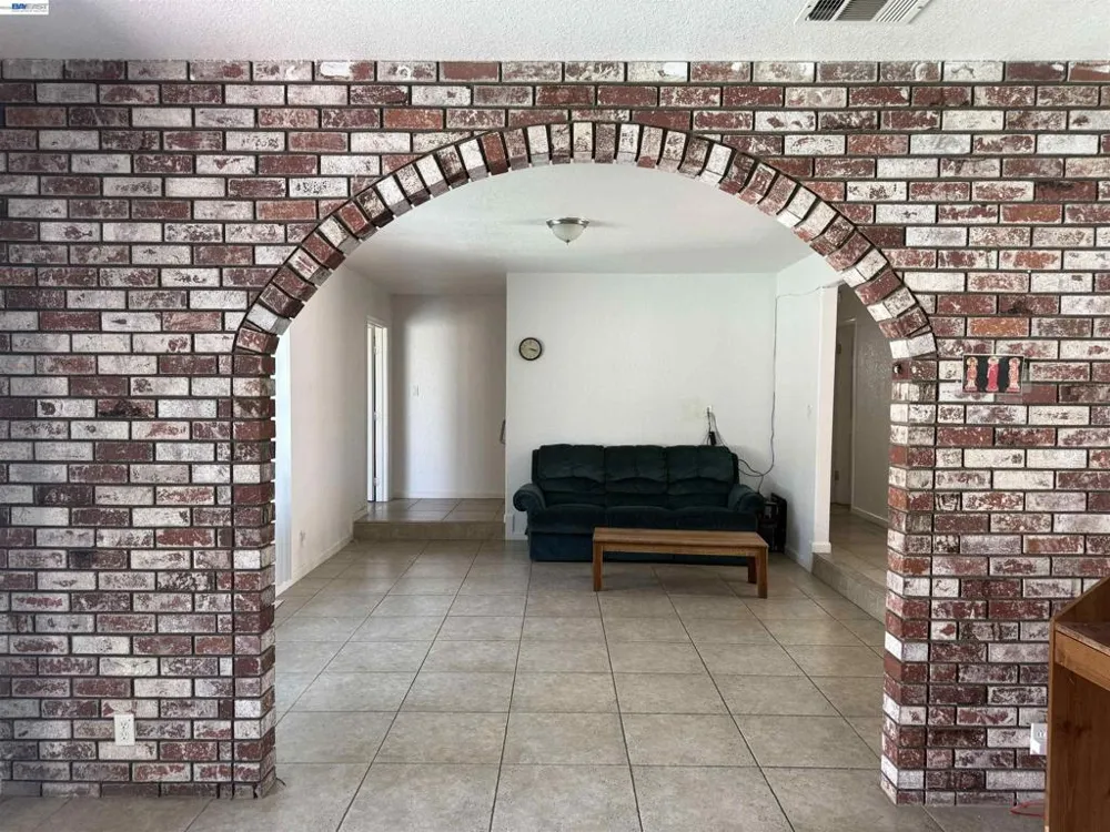 2784 Entrada Cir Antioch, CA 94509