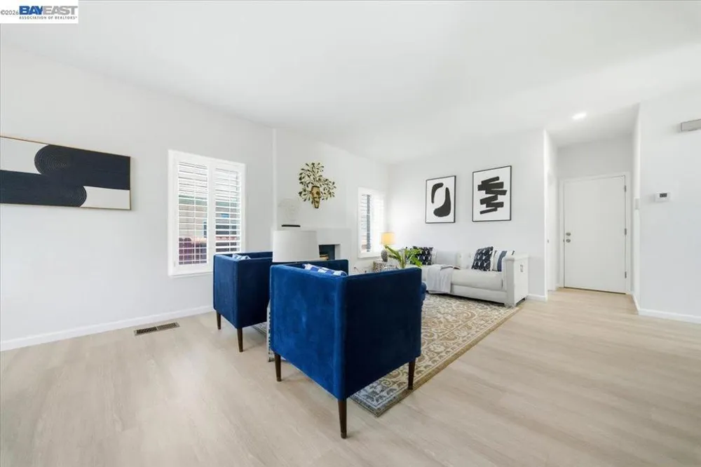 2441 Johns Way Antioch, CA 94531