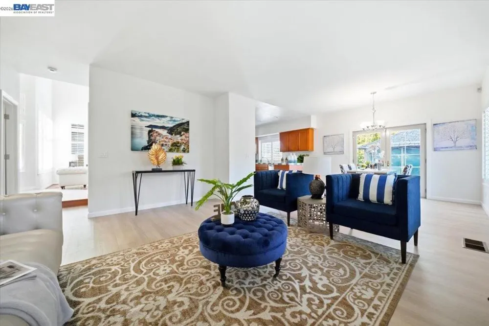 2441 Johns Way Antioch, CA 94531