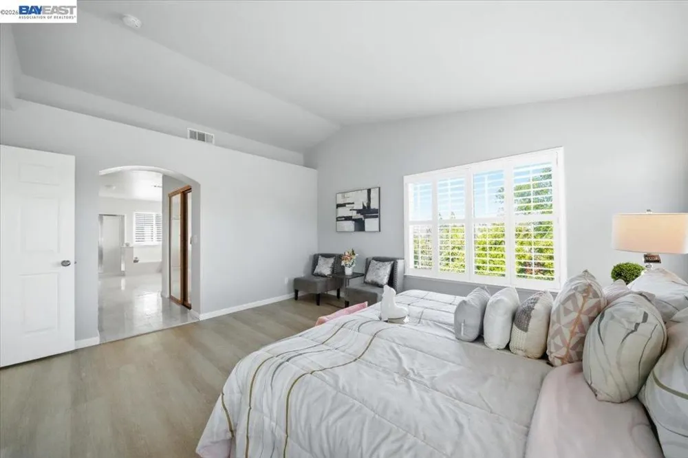 2441 Johns Way Antioch, CA 94531