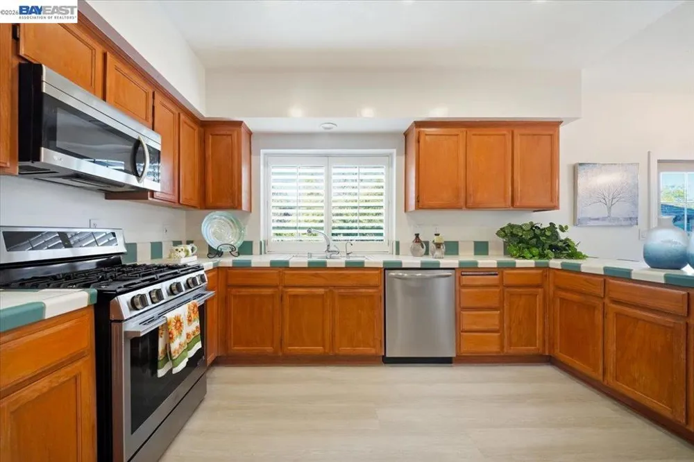 2441 Johns Way Antioch, CA 94531