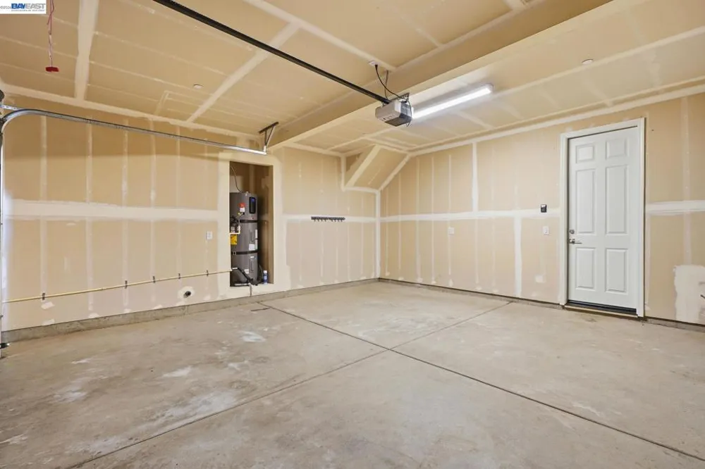 639 Rosedale Way Lathrop, CA 95330